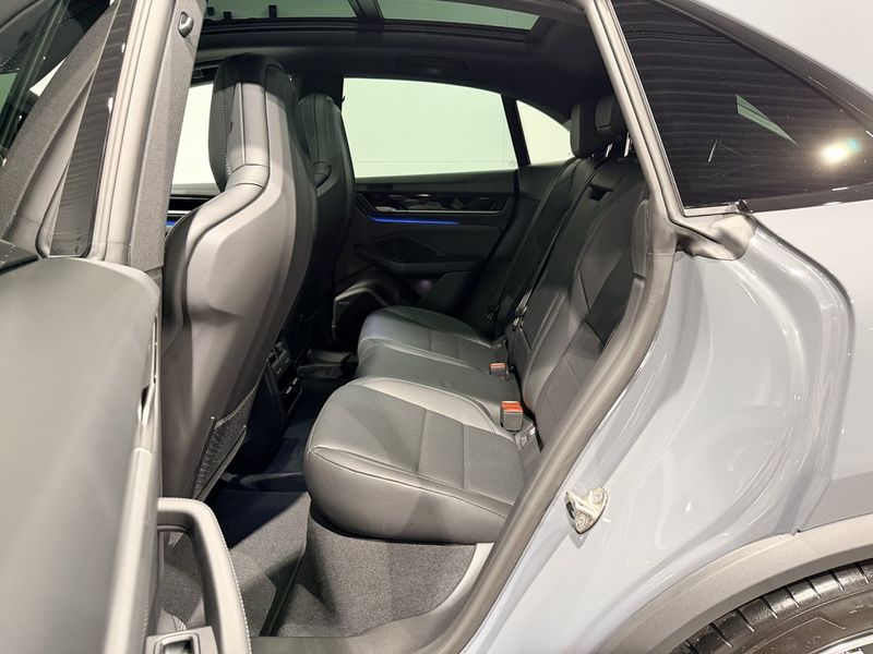 Porsche Macan bild 19