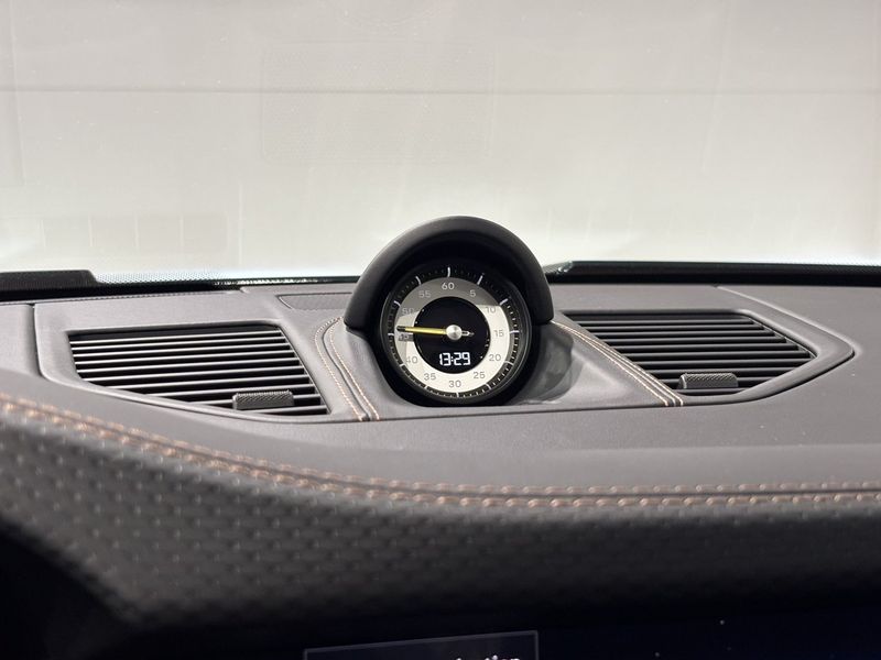 Porsche 992 bild 25