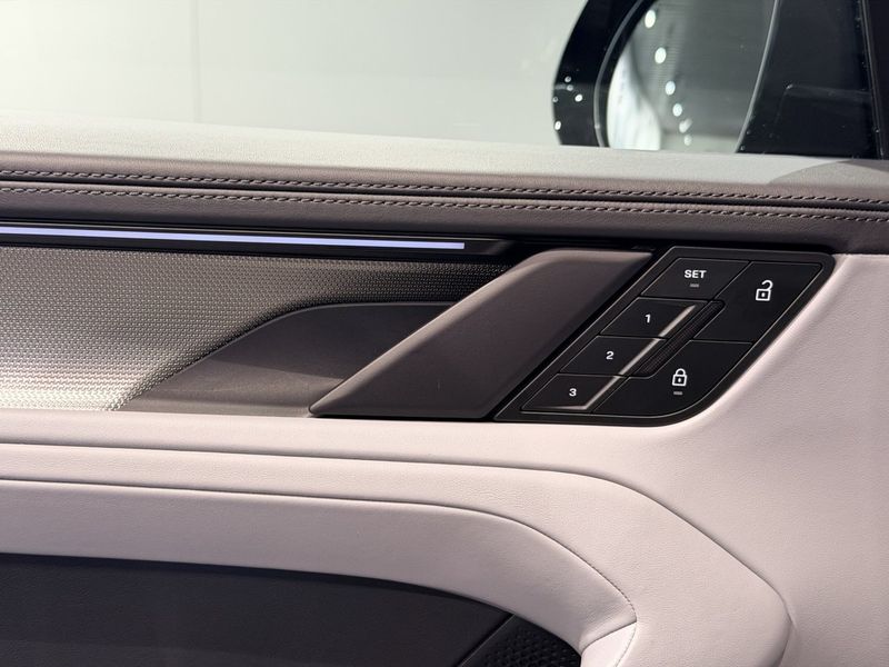 Porsche Cayenne bild 12