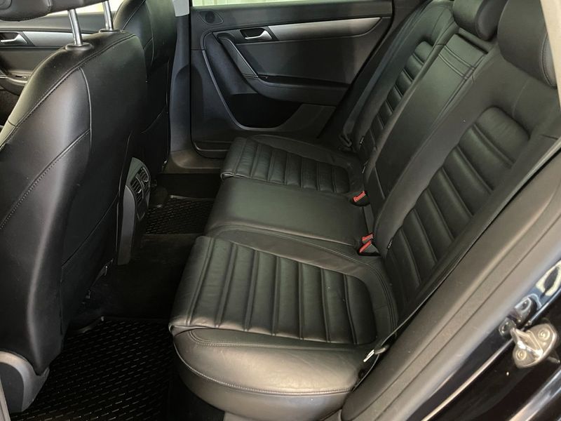 Volkswagen Passat bild 11