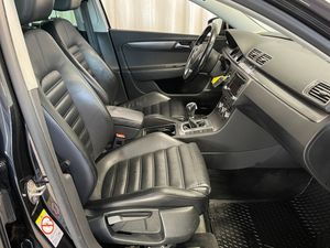 Volkswagen Passat bild 9