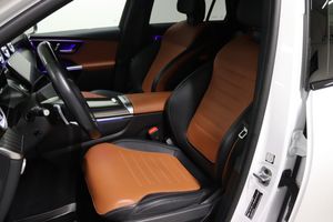 Mercedes GLC300 bild 24