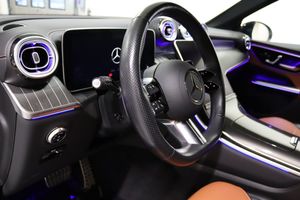 Mercedes GLC300 bild 23