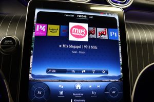 Mercedes GLC300 bild 15