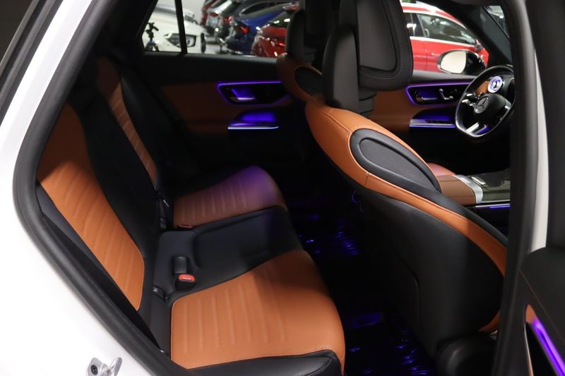 Mercedes GLC300 bild 26
