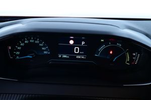 Peugeot e-2008 bild 9