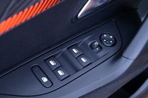 Peugeot e-2008 bild 11