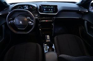 Peugeot e-2008 bild 6