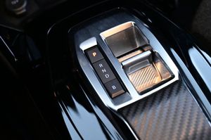 Peugeot e-2008 bild 21