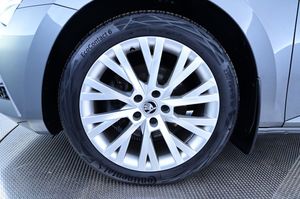 Skoda Superb bild 27