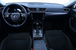 Skoda Superb bild 6