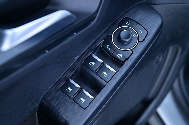 Ford Kuga bild 10