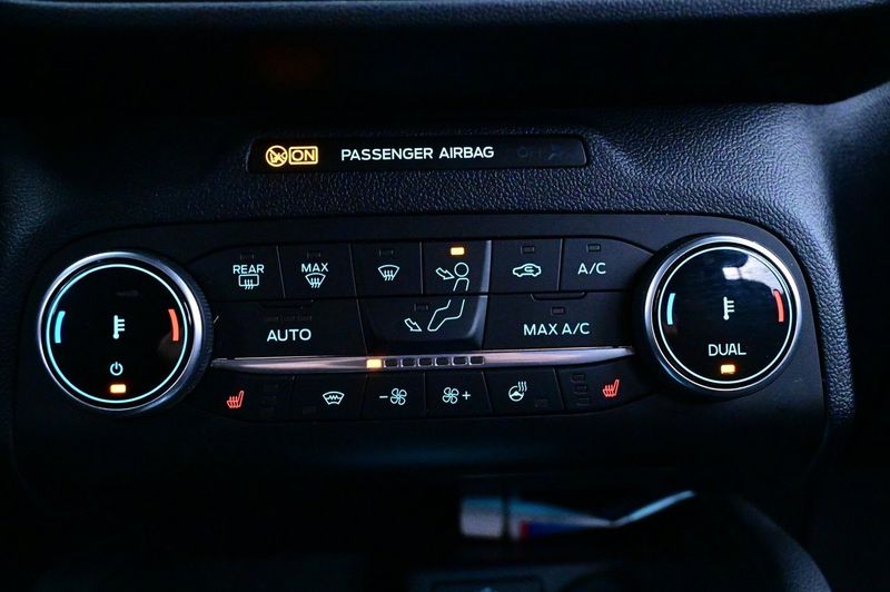 Ford Kuga bild 19