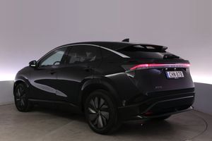 Nissan Ariya bild 4