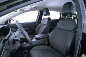 Nissan Ariya bild 8