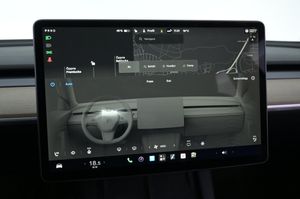 Tesla Model Y bild 20