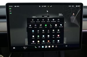 Tesla Model Y bild 22