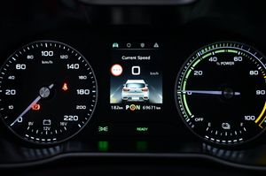 MG ZS EV bild 8