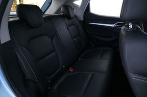 MG ZS EV bild 24