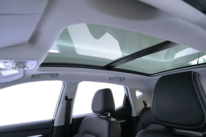 MG ZS EV bild 23