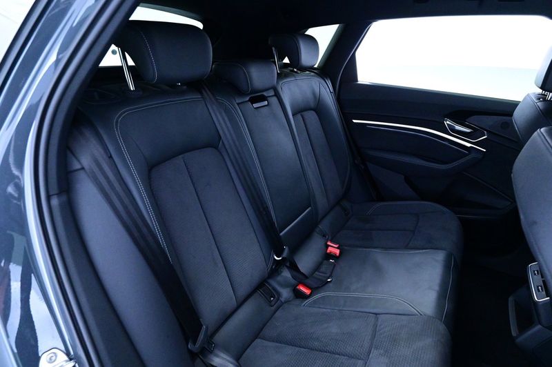 Audi Q8 e-tron bild 25