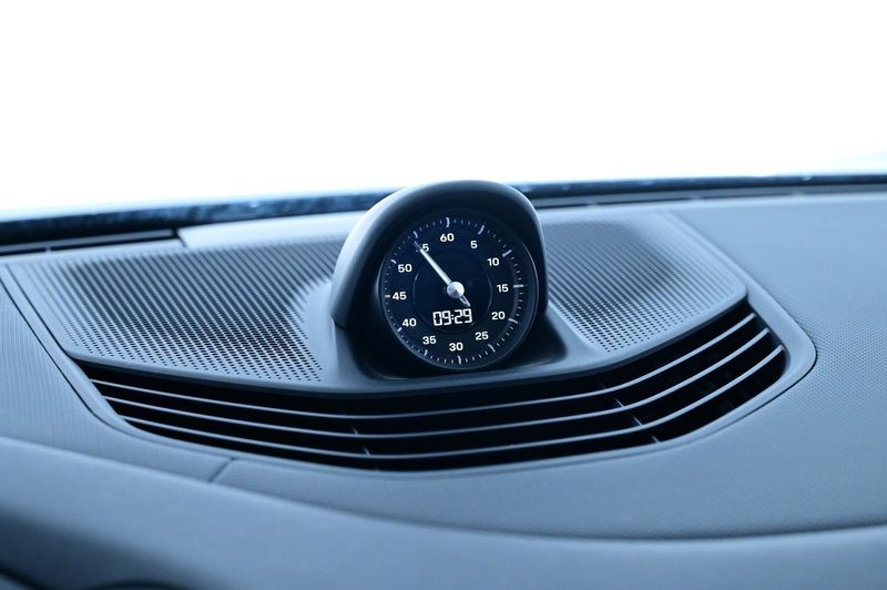 Porsche Taycan bild 23