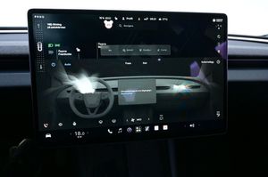 Tesla Model 3 bild 19
