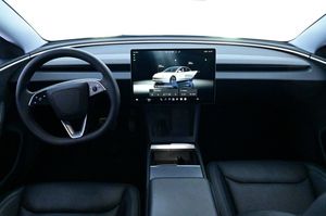 Tesla Model 3 bild 6