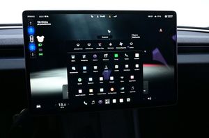 Tesla Model 3 bild 21