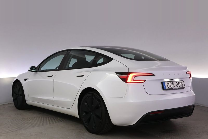 Tesla Model 3 bild 4