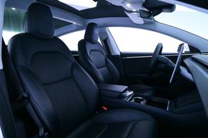 Tesla Model 3 bild 11