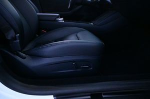Tesla Model 3 bild 12