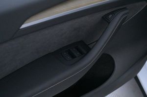 Tesla Model Y bild 10