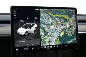 Tesla Model Y bild 19