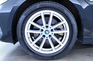 BMW 330 bild 27