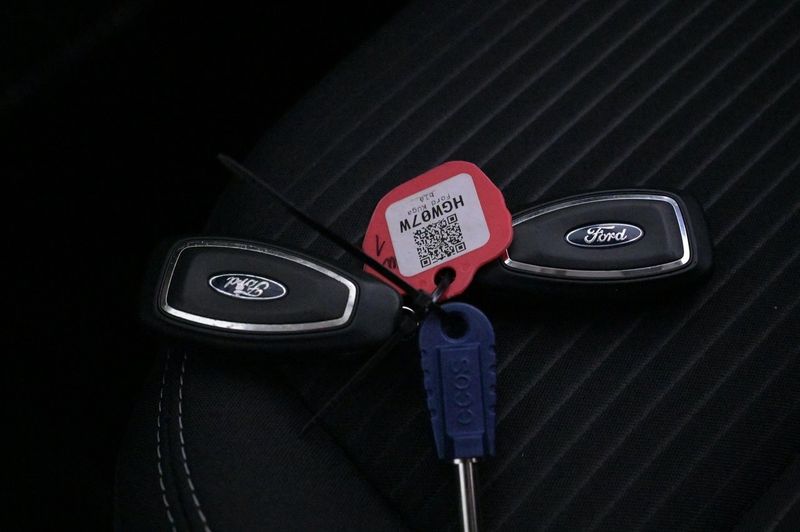 Ford Kuga bild 21
