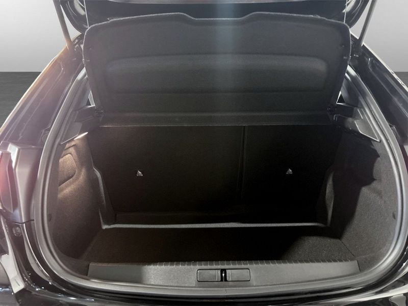 Peugeot 208 bild 15