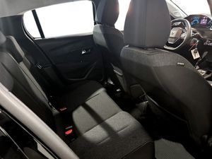 Peugeot 208 bild 12