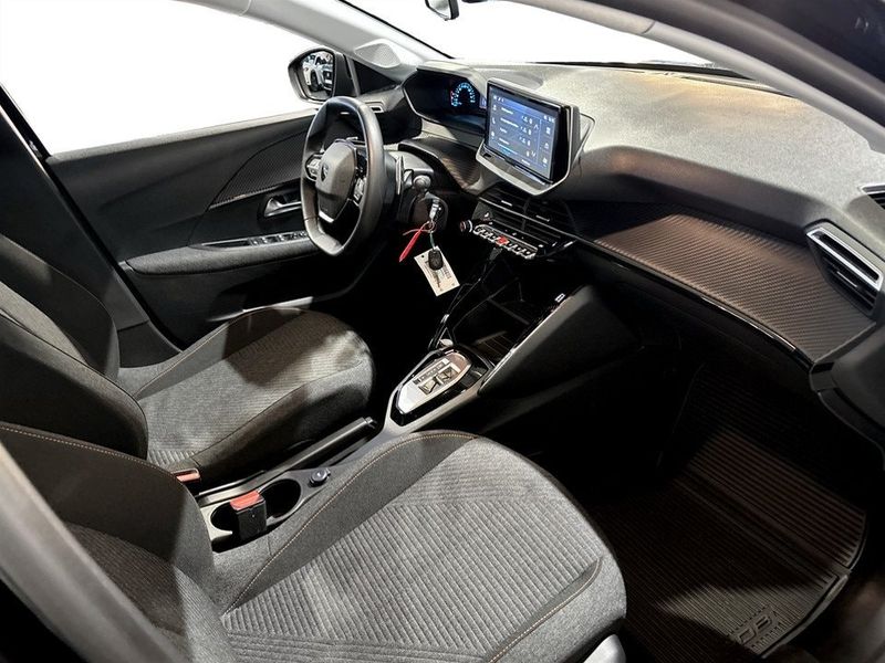 Peugeot 208 bild 11