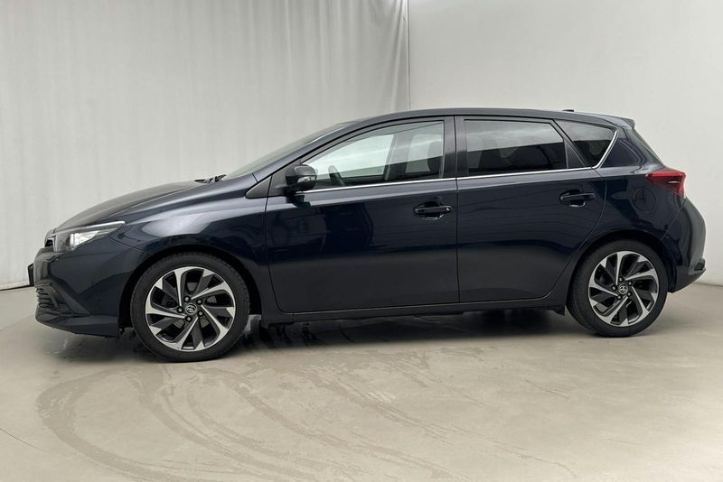 Toyota Auris bild 2
