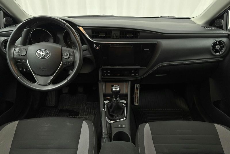 Toyota Auris bild 6
