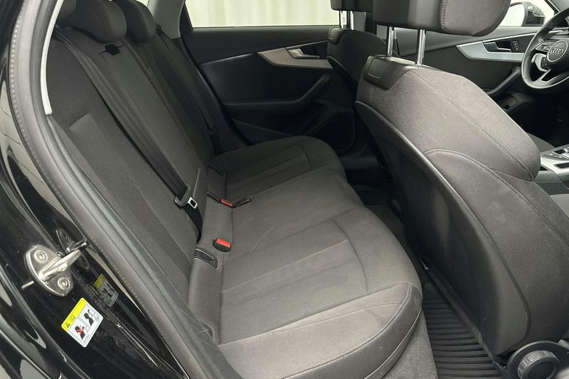 Audi A4 bild 8
