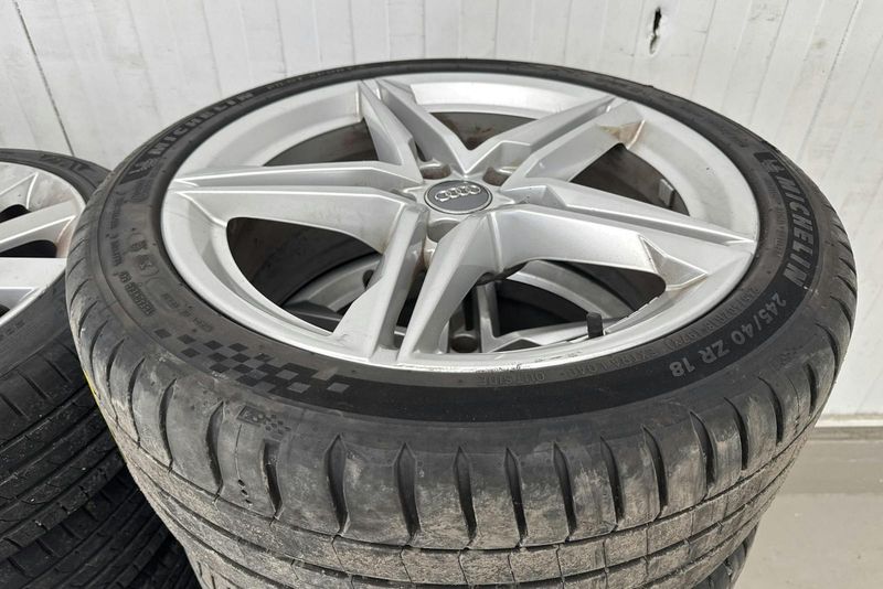 Audi A4 bild 15