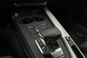 Audi A4 bild 14