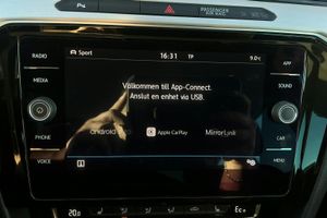 Volkswagen Passat bild 11