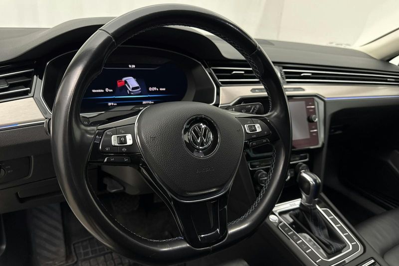 Volkswagen Passat bild 16