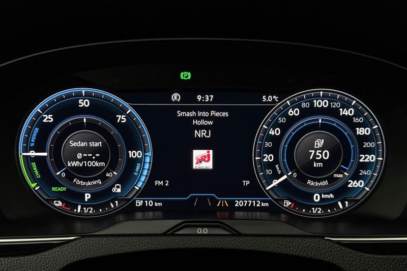 Volkswagen Passat bild 10