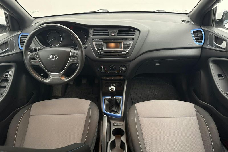 Hyundai i20 bild 6