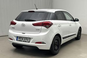 Hyundai i20 bild 3