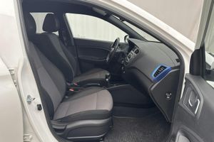 Hyundai i20 bild 7